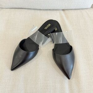 NWOT | Michael Kors Leather Flats | Size 10